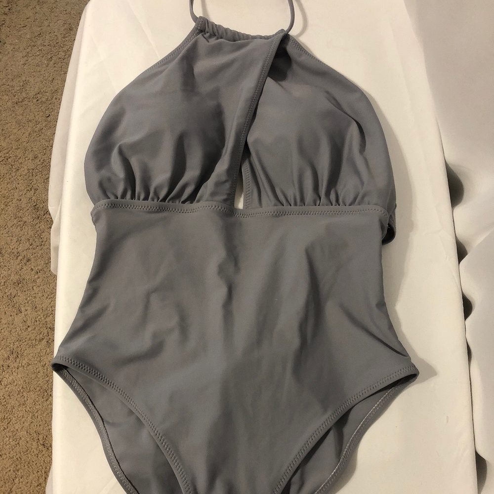 NWOT Size Small Cupshe Swimsuit